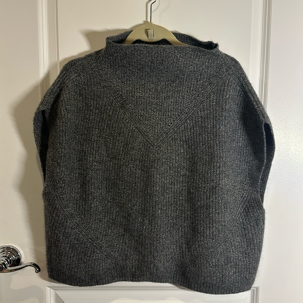 NWT Anthropologie Cashmere Cowl Size Medium